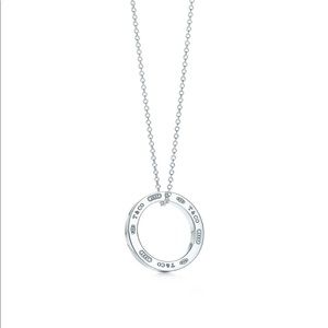 Tiffany circle pendant